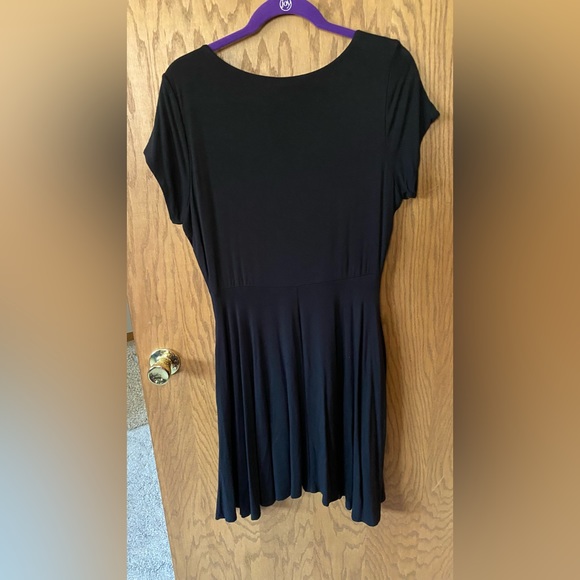 Cynthia Rowley knee length dress with pockets - Picture 3 of 4